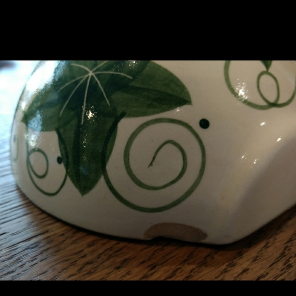 Vintage Ivy Teacup Wall Pocket - Picture 7 of 11